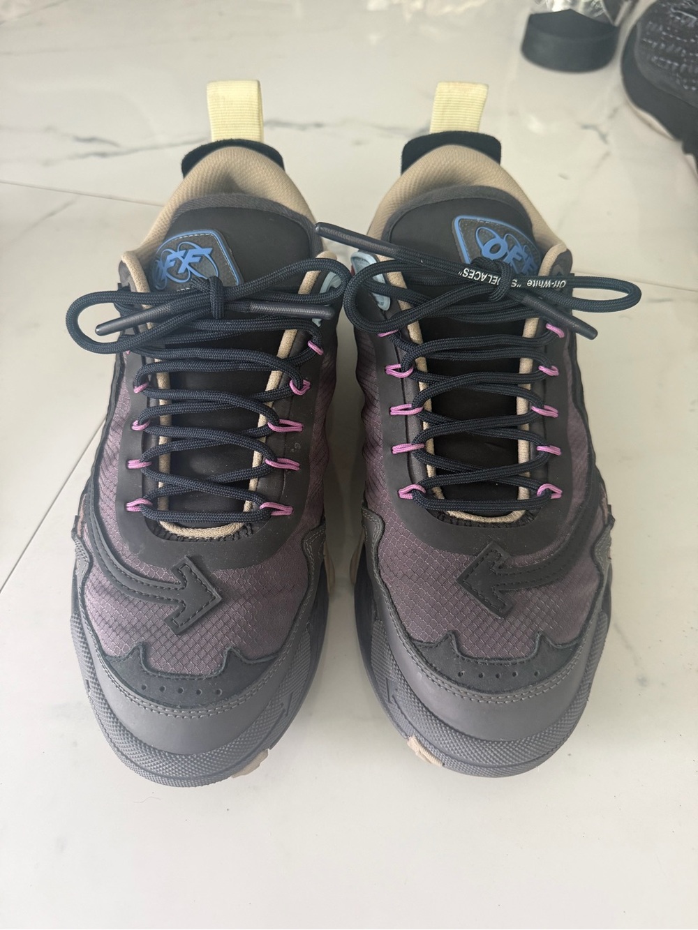 Men's Off White Sneakers - Black & Purple
